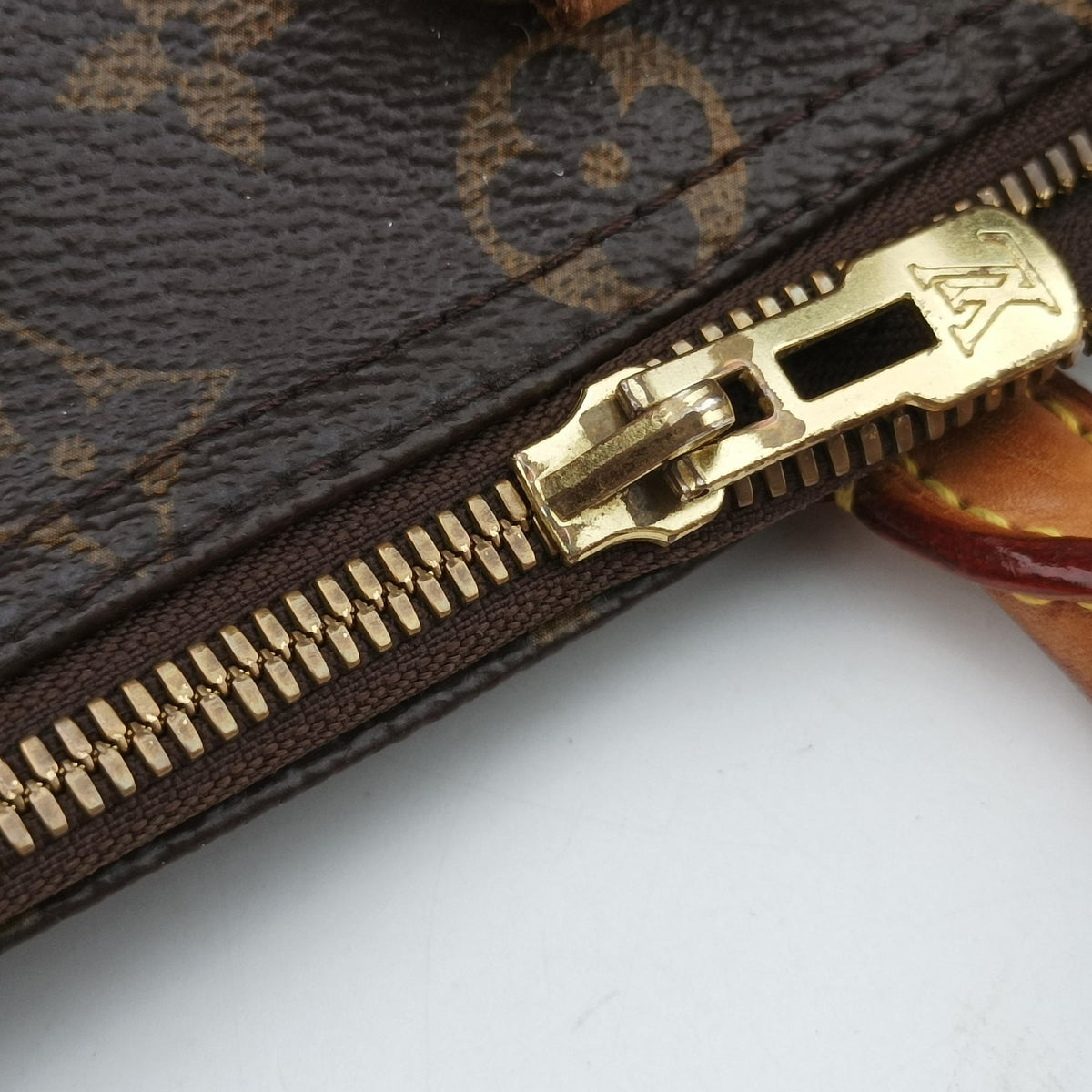 Vintage Louis Vuitton Speedy 25 brown Monogram Canvas M41113 shoulderbag | stylenewstar