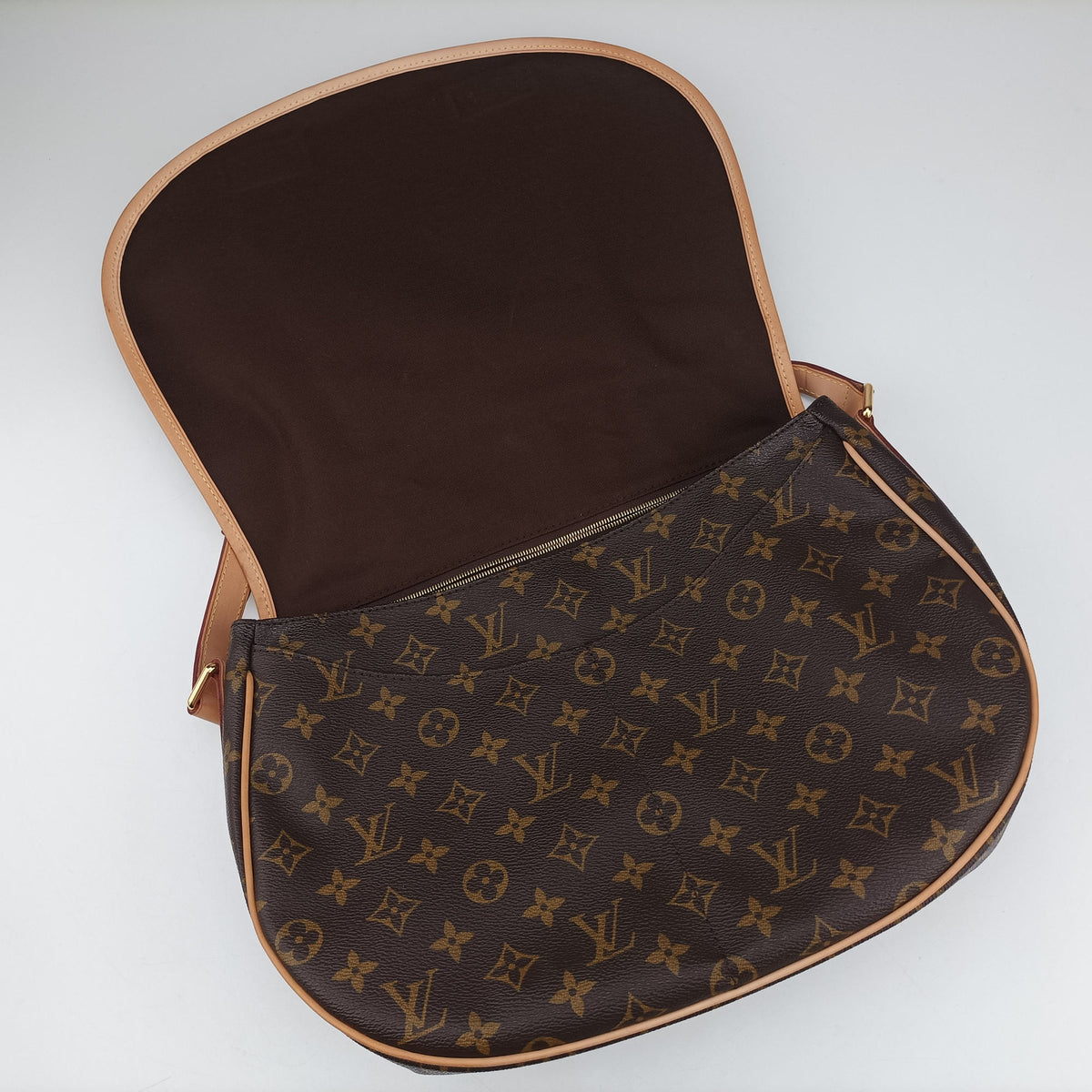 Secondhand Louis Vuitton Menilmontant PM Brown Monogram canvas M40474 shoulderbag | stylenewstar