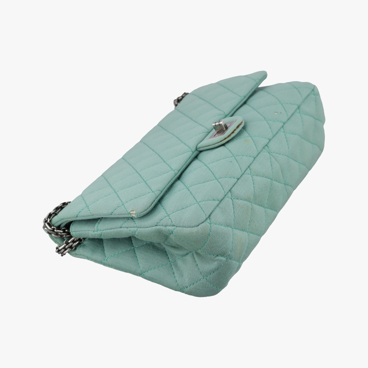 Secondhand Chanel 2.55 Matelasse Green Fabric A66985 shoulderbag | stylenewstar