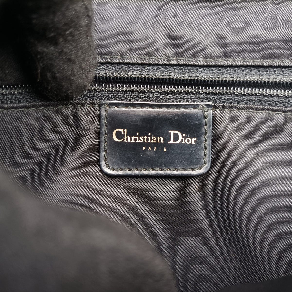 Vintage Christian Dior Malice pearl Black patent  shoulderbag | stylenewstar