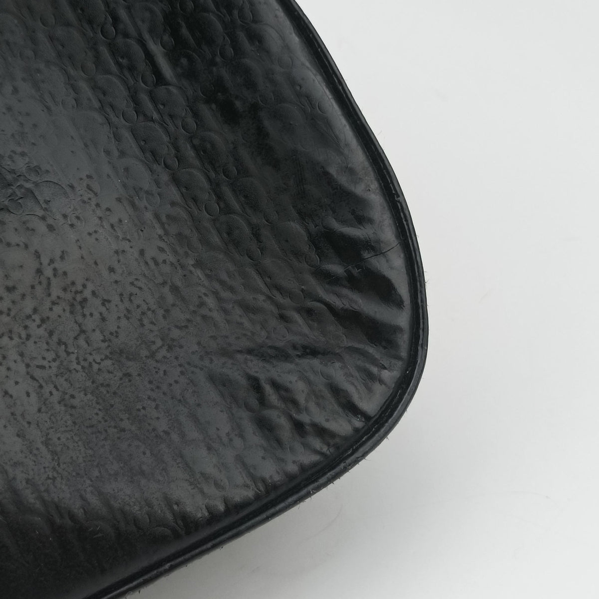 Vintage Christian Dior Malice pearl Black patent  shoulderbag | stylenewstar