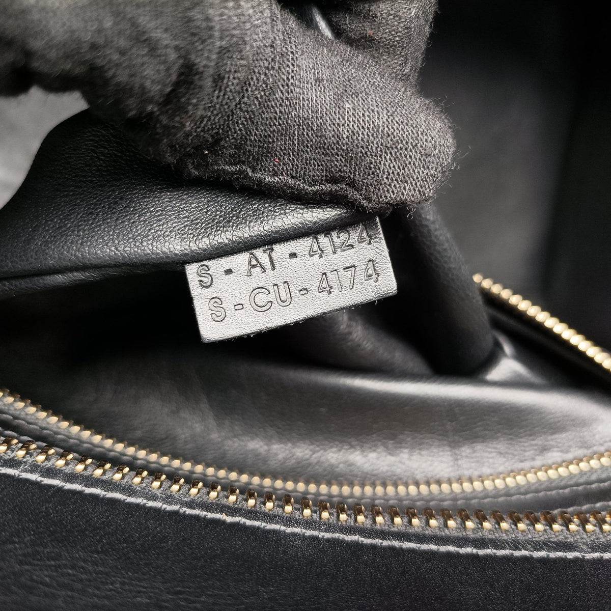 Pre-owned Celine Luggage Mini Shopper Beige x Black x Green leather  handbag | stylenewstar