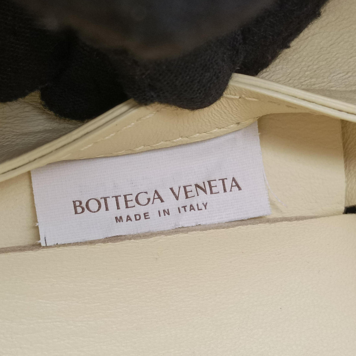 Pre-owned Bottega Veneta THE ARCO Tote small Yellow lambskin  handbag | stylenewstar