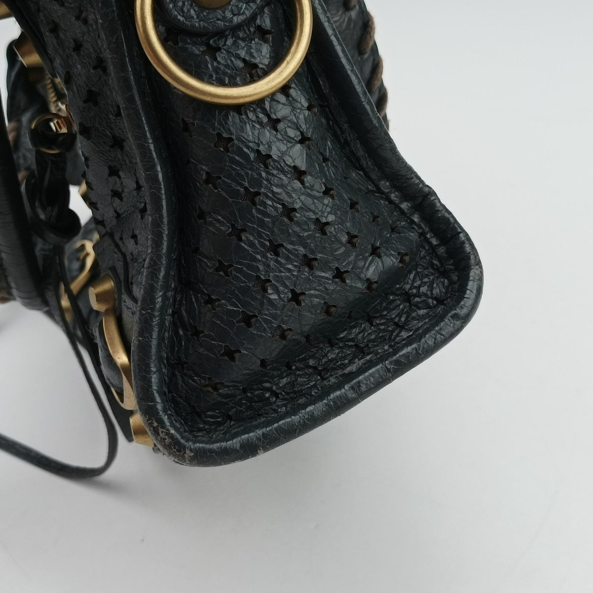 Pre-owned Balenciaga Classic City Grey lambskin  shoulderbag | stylenewstar