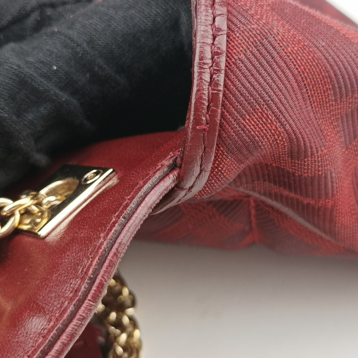 Secondhand Fendi Baguette Chain Flap Red Canvas × Leather 8BT139 shoulderbag | stylenewstar