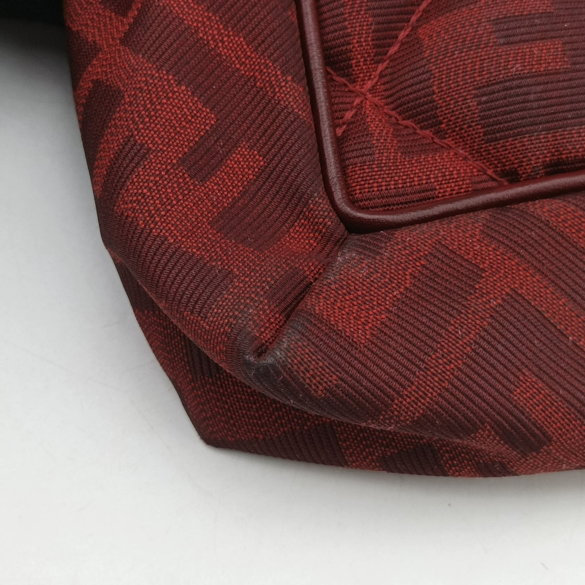 Secondhand Fendi Baguette Chain Flap Red Canvas × Leather 8BT139 shoulderbag | stylenewstar