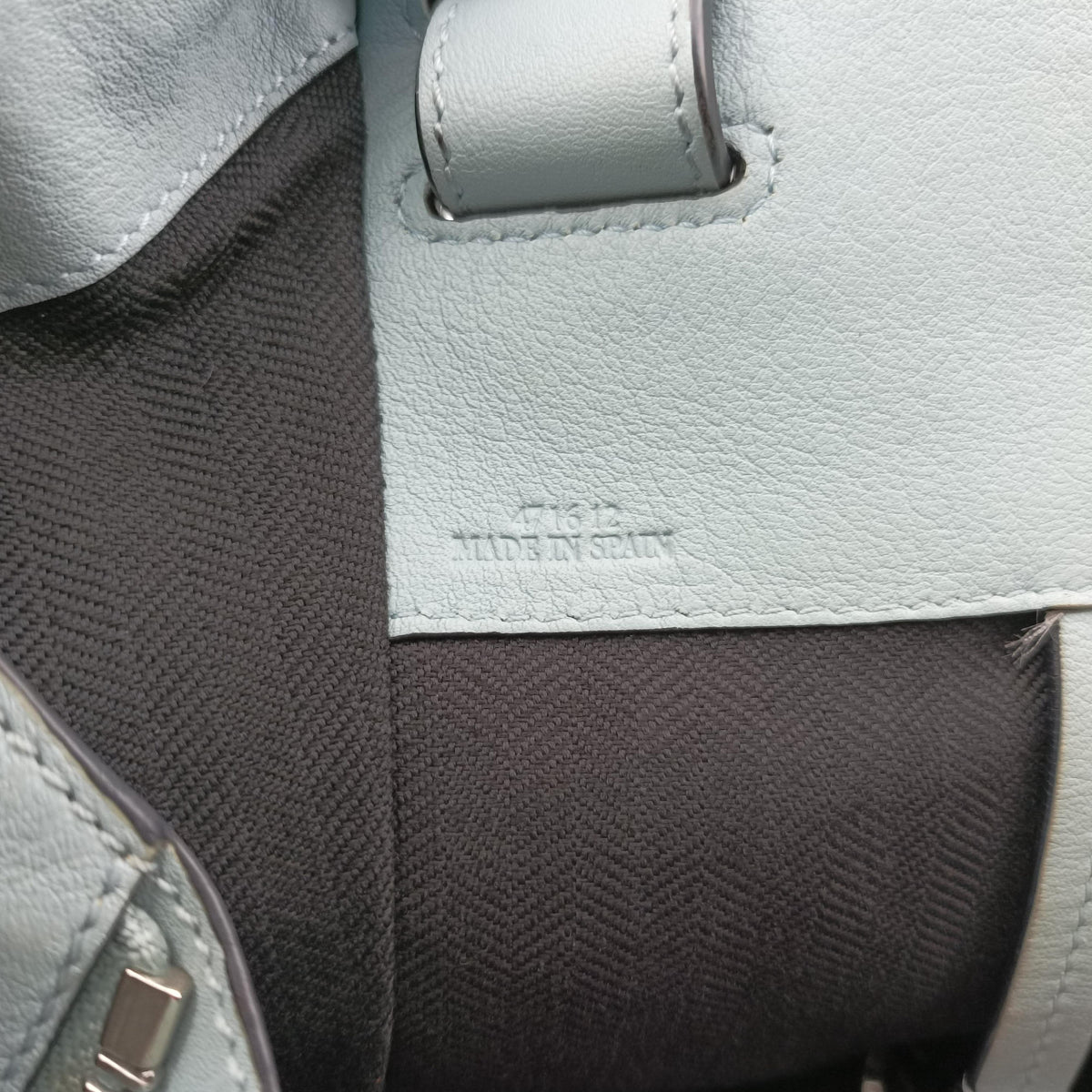 Pre-owned Loewe Hammock Blue Leather  shoulderbag | stylenewstar