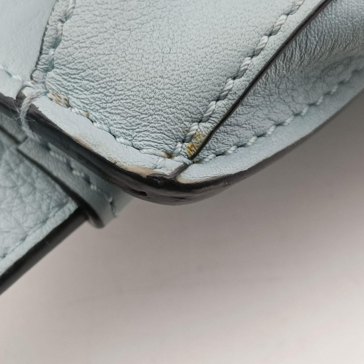 Pre-owned Loewe Hammock Blue Leather  shoulderbag | stylenewstar