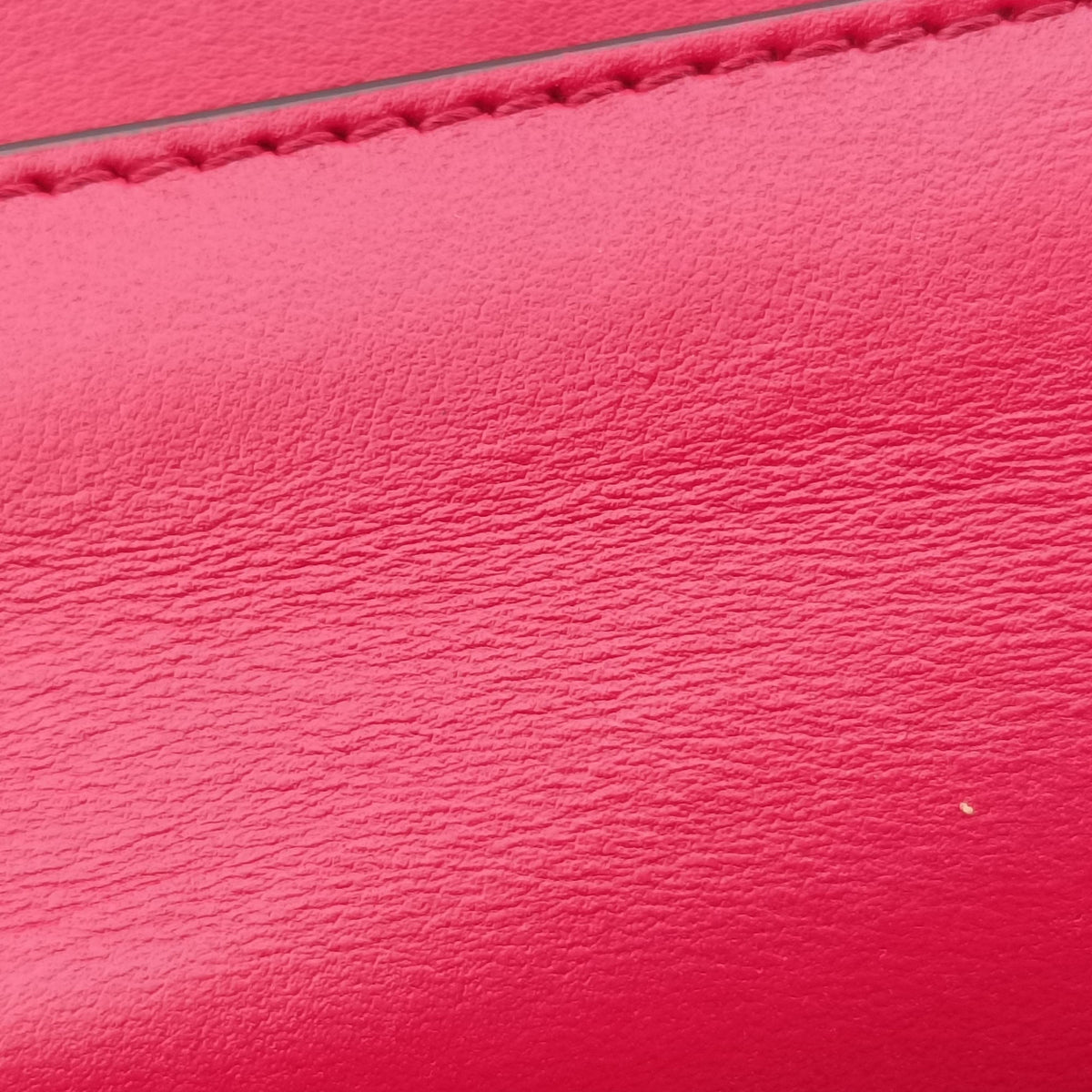 Pre-owned Fendi KAN I F Red Leather 8BT286 shoulderbag | stylenewstar