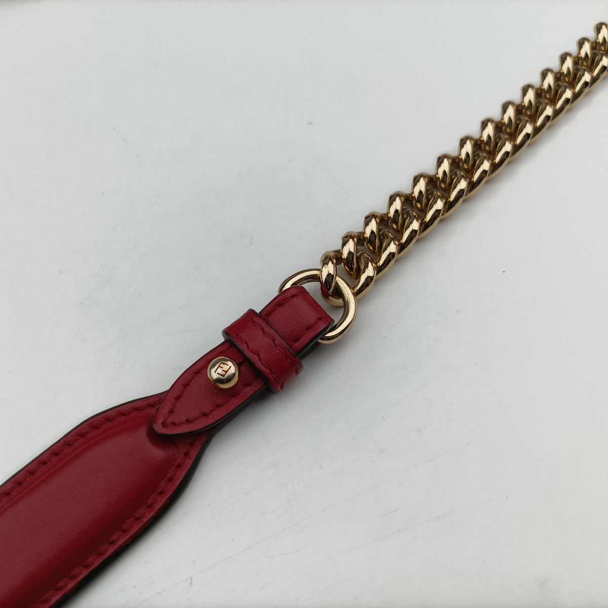 Pre-owned Fendi KAN I F Red Leather 8BT286 shoulderbag | stylenewstar