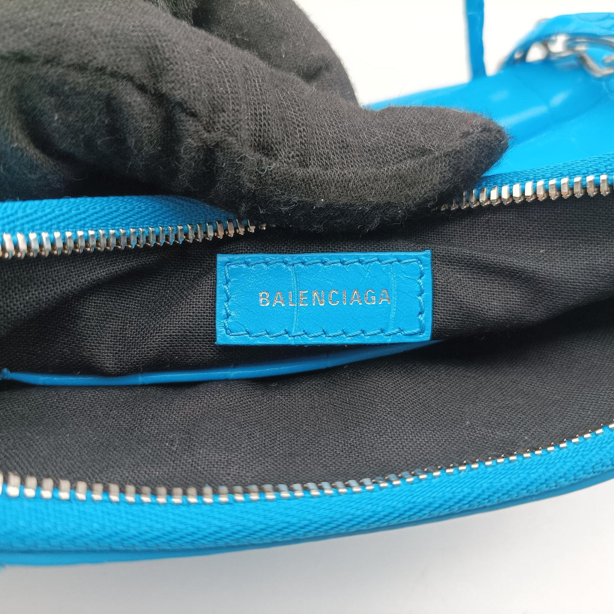 Pre-owned Balenciaga Le Cagole Blue Leather  shoulderbag | stylenewstar