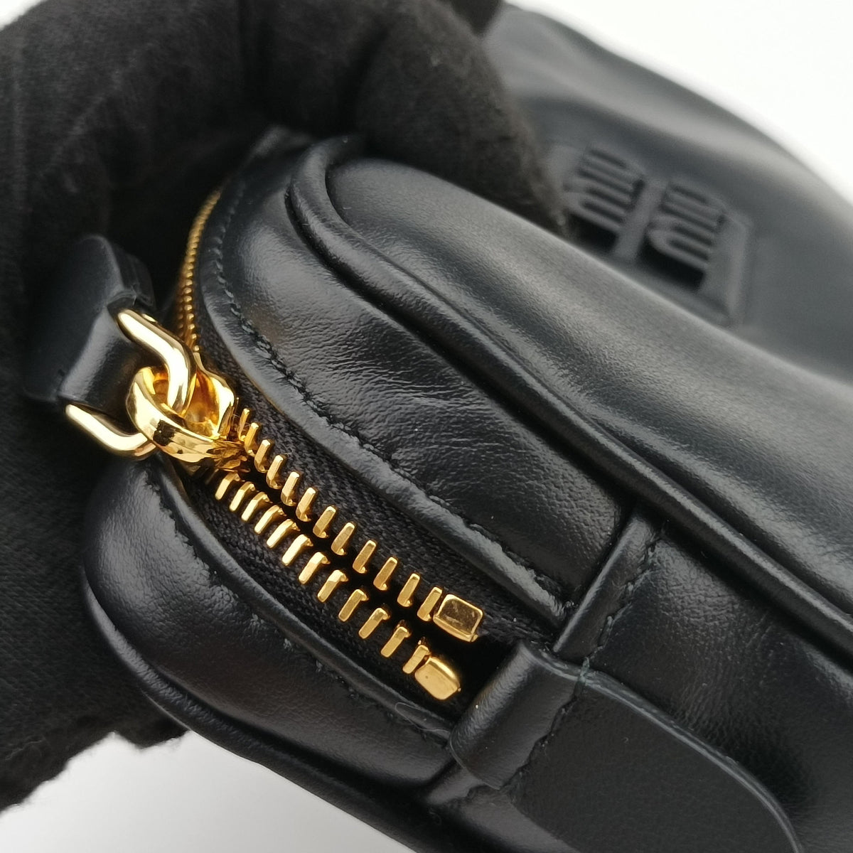 Vintage Miu Miu Logo belt Black leather  bum bag/waist bag | stylenewstar