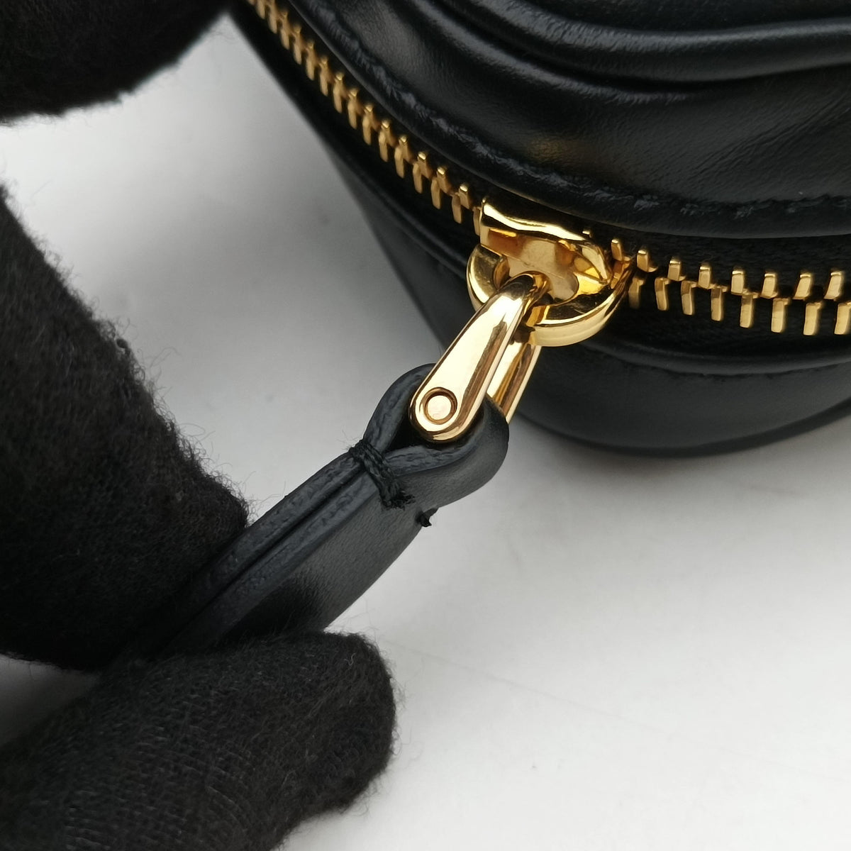 Vintage Miu Miu Logo belt Black leather  bum bag/waist bag | stylenewstar
