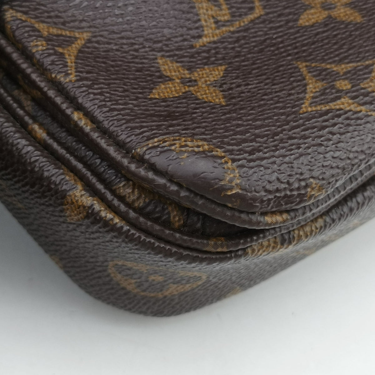 Pre-owned Louis Vuitton Pochette Metis MM Brown Monogram canvas M44875 shoulderbag | stylenewstar