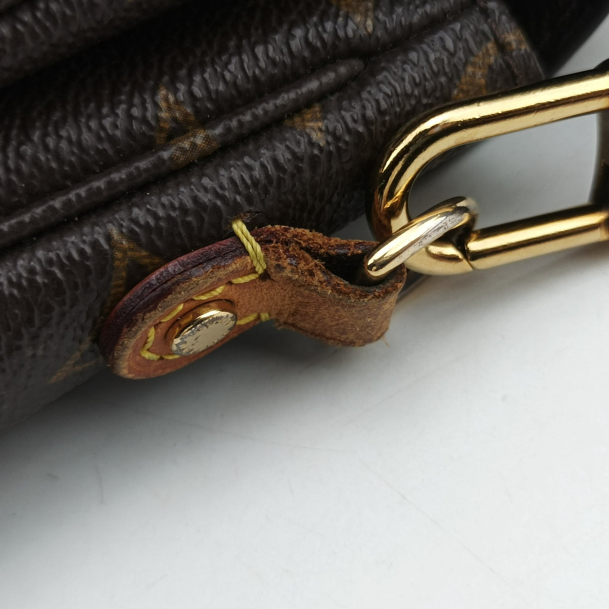 Pre-owned Louis Vuitton Pochette Metis MM Brown Monogram canvas M44875 shoulderbag | stylenewstar
