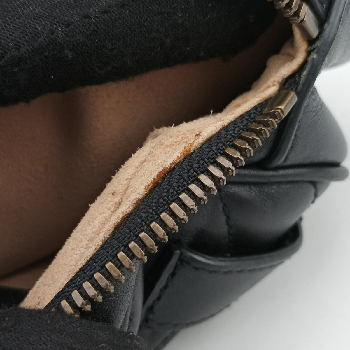 Vintage Gucci GG Marmont Black Leather 476434 bum bag/waist bag | stylenewstar