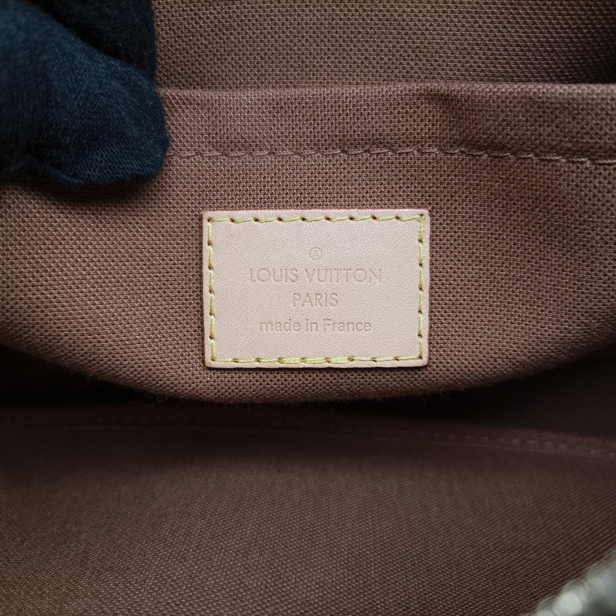 Secondhand Louis Vuitton MULTI POCHETTE ACCESSOIRES brown×khaki Monogram Canvas M44813 shoulderbag | stylenewstar
