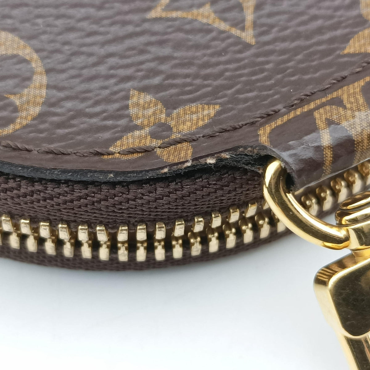 Secondhand Louis Vuitton MULTI POCHETTE ACCESSOIRES brown×khaki Monogram Canvas M44813 shoulderbag | stylenewstar