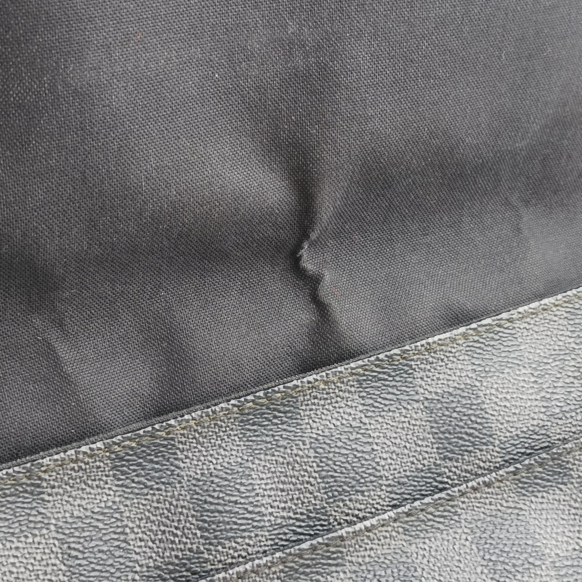 Vintage Louis Vuitton District MM Noir Damier GRAPHITE N41272 shoulderbag | stylenewstar
