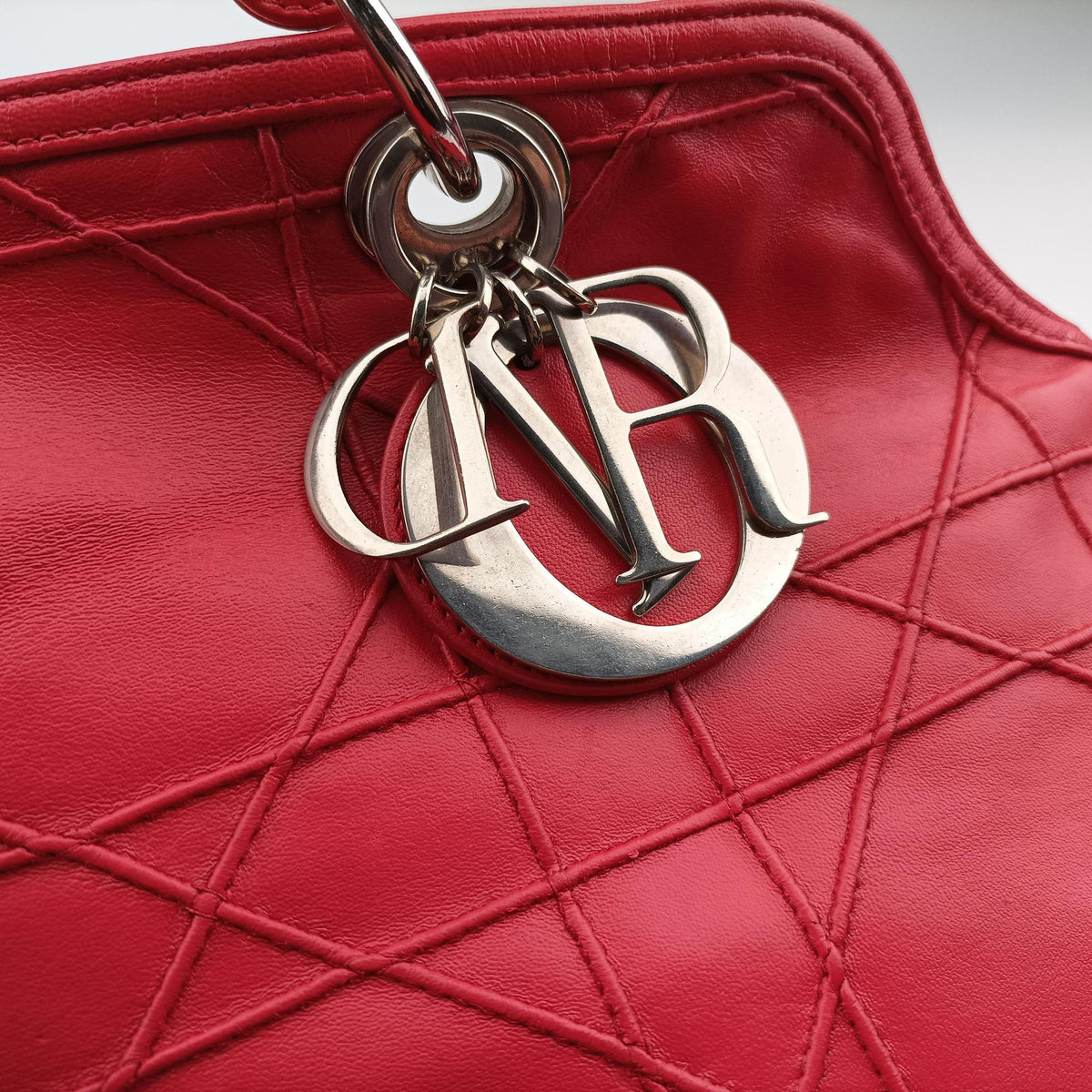 Pre-owned Christian Dior Granville Red lambskin  shoulderbag | stylenewstar
