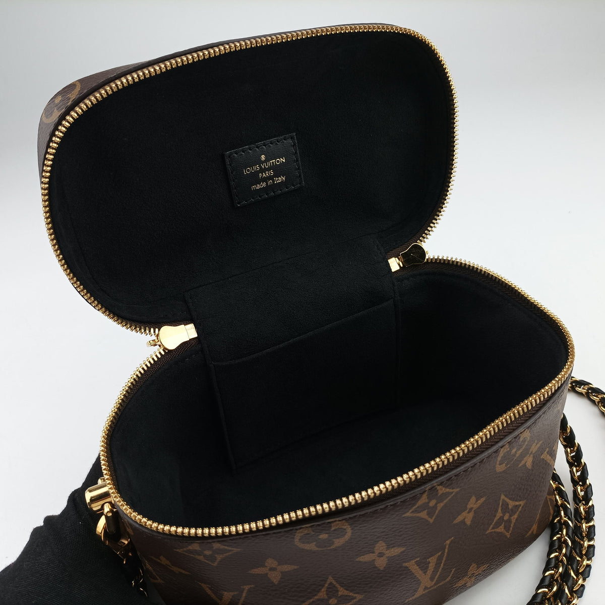 Pre-owned Louis Vuitton Vanity NV PM brown Monogram Canvas M45165 shoulderbag | stylenewstar