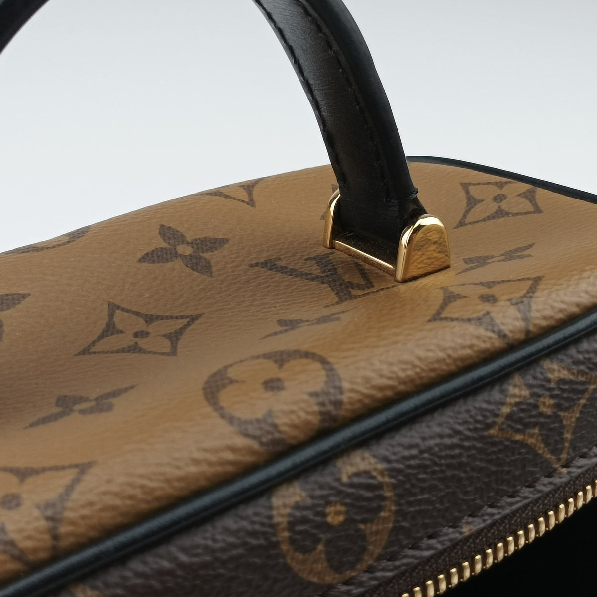 Pre-owned Louis Vuitton Vanity NV PM brown Monogram Canvas M45165 shoulderbag | stylenewstar