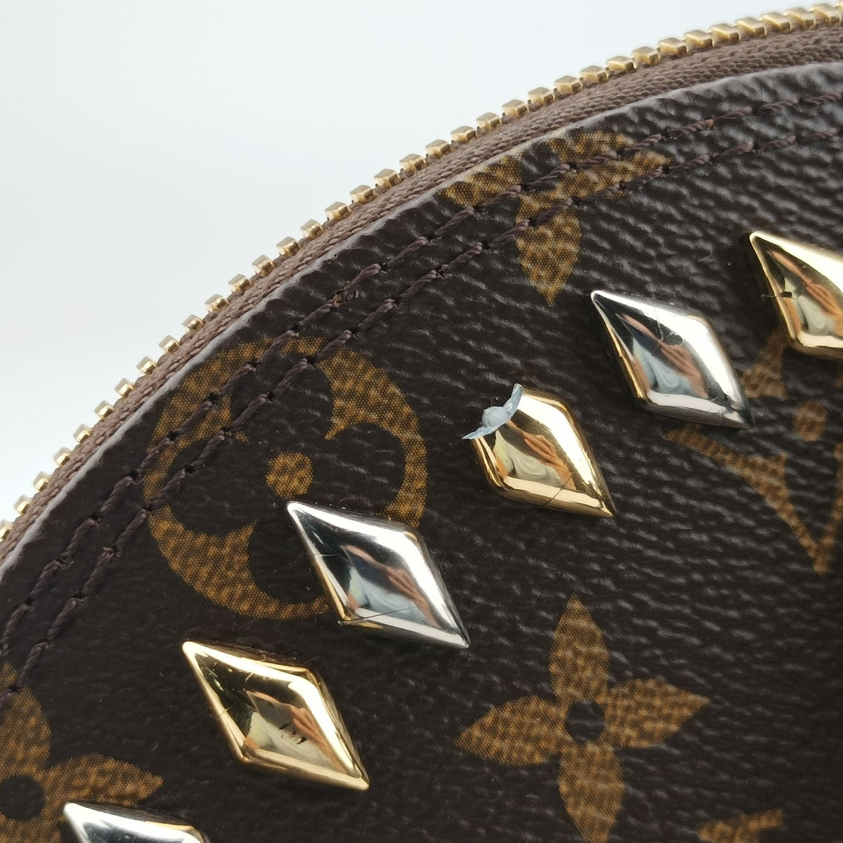 Pre-owned Louis Vuitton Alma PM Brown Monogram Canvas M41579 handbag | stylenewstar
