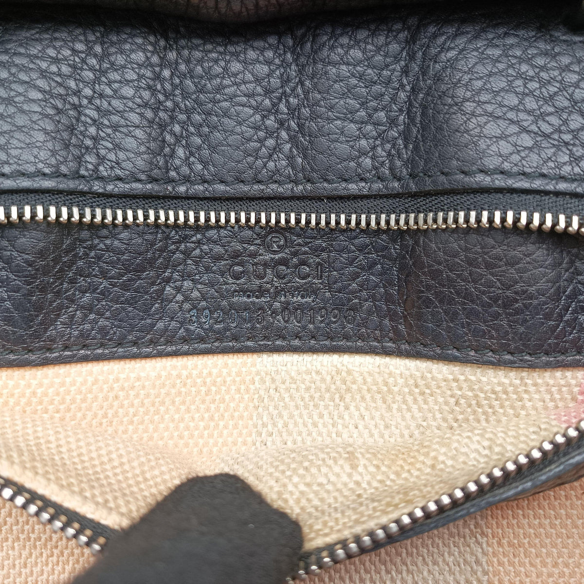 Pre-owned Gucci Bamboo Daily Black Leather 392013 shoulderbag | stylenewstar