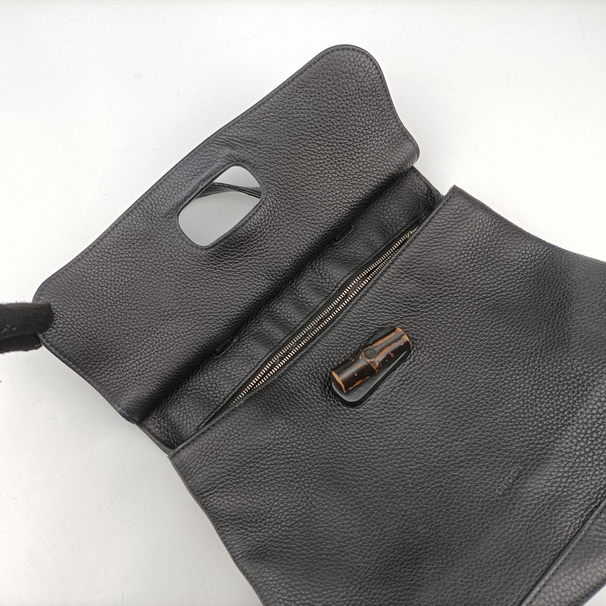 Pre-owned Gucci Bamboo Daily Black Leather 392013 shoulderbag | stylenewstar