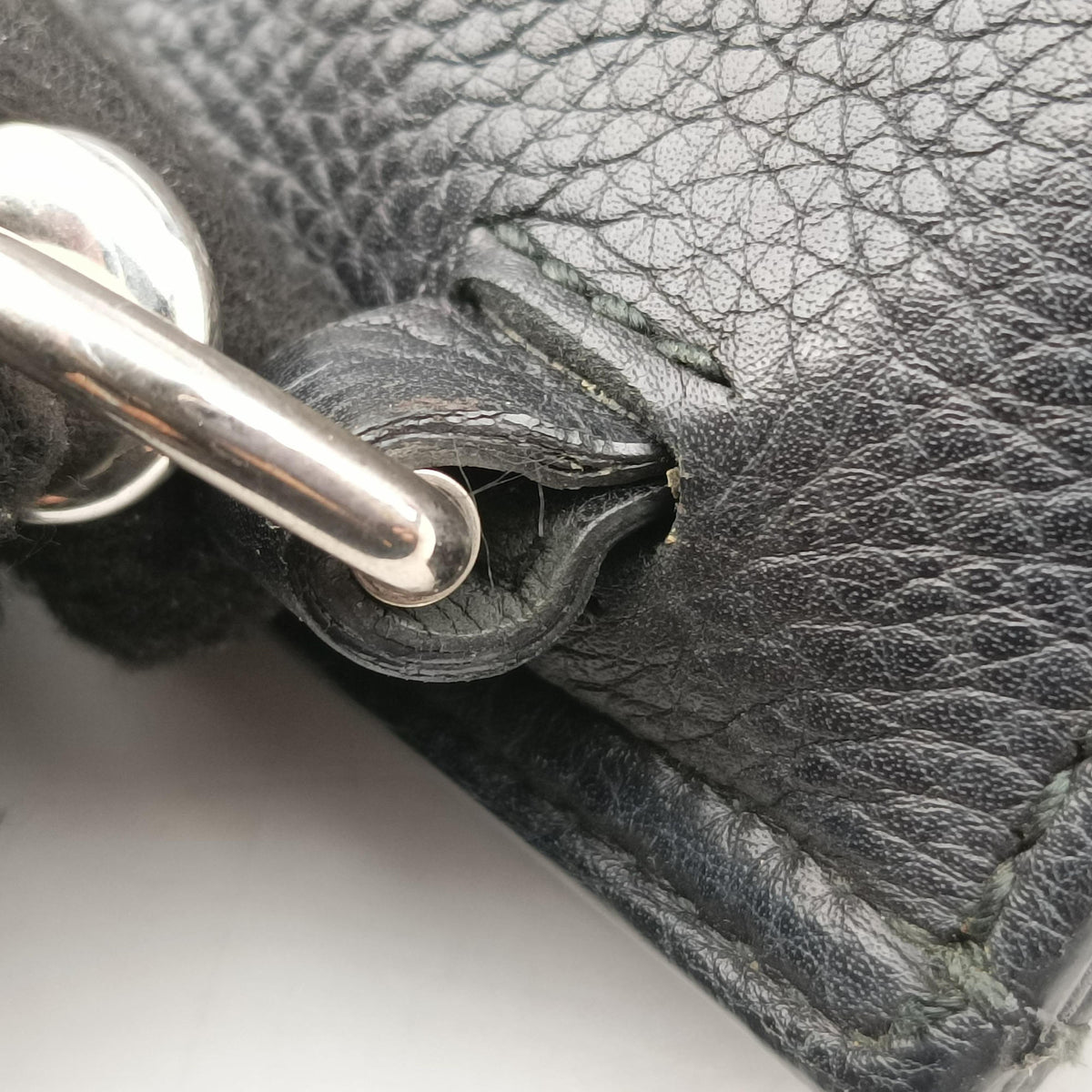 Pre-owned Gucci Bamboo Daily Black Leather 392013 shoulderbag | stylenewstar