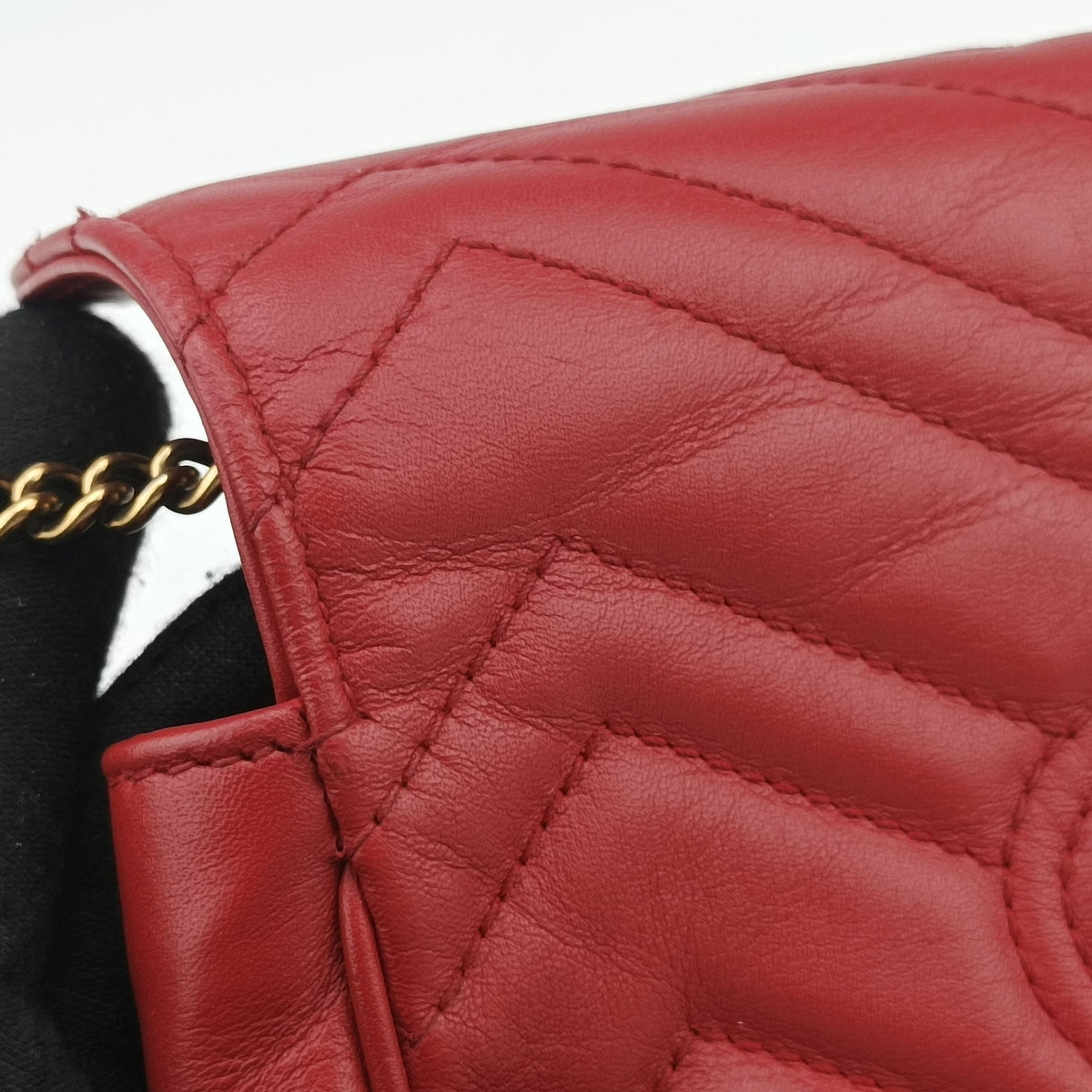 Pre-owned Gucci GG Marmont Red Leather 476433 shoulderbag | stylenewstar