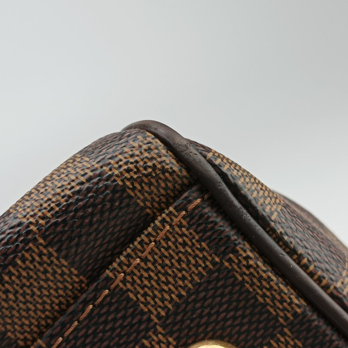 Pre-owned Louis Vuitton TREVI PM EBENE Damier Canvas N51997 shoulderbag | stylenewstar