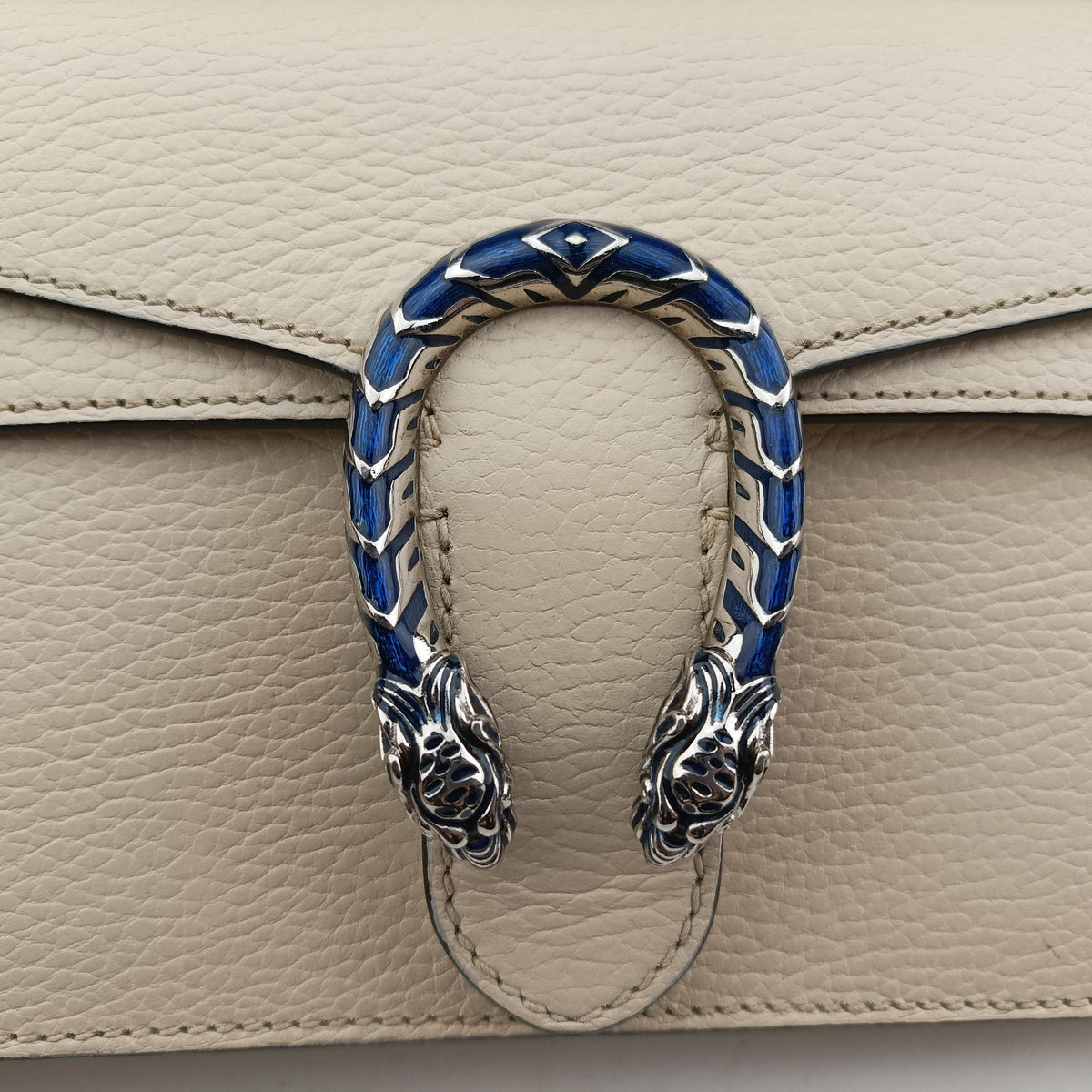 Pre-owned Gucci Dionysus White Leather 499623 shoulderbag | stylenewstar