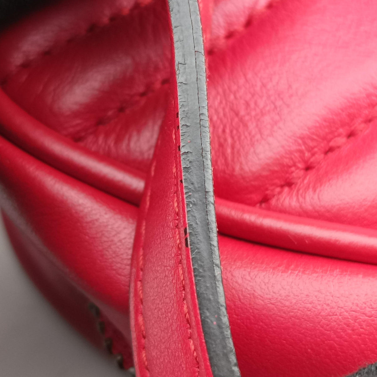 Pre-owned Gucci GG Marmont Red Leather 448065 shoulderbag | stylenewstar