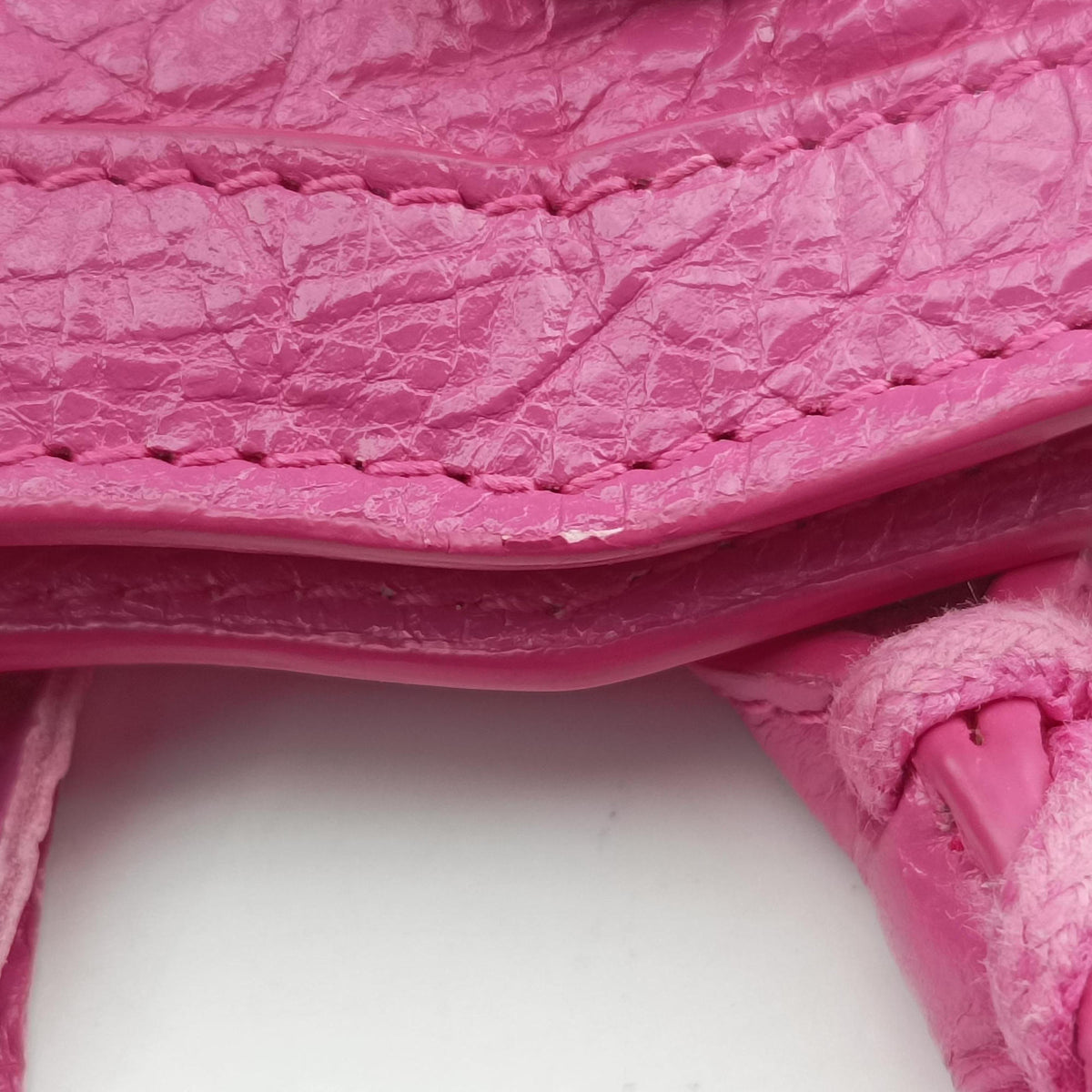 Pre-owned Balenciaga Classic City Nano Pink lambskin  shoulderbag | stylenewstar