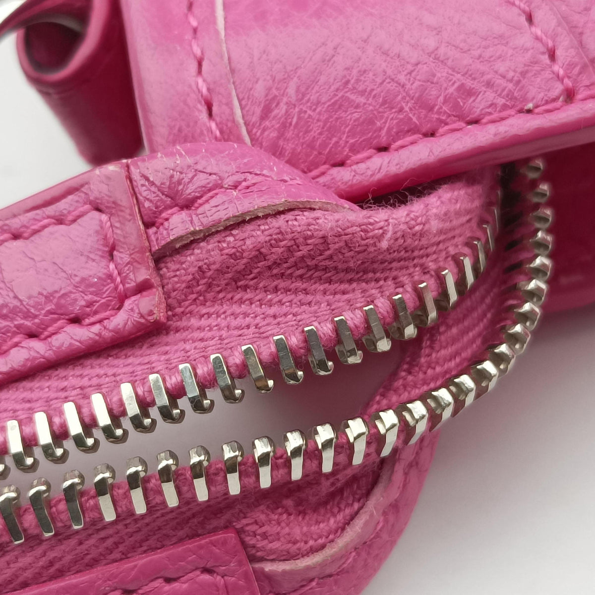 Pre-owned Balenciaga Classic City Nano Pink lambskin  shoulderbag | stylenewstar