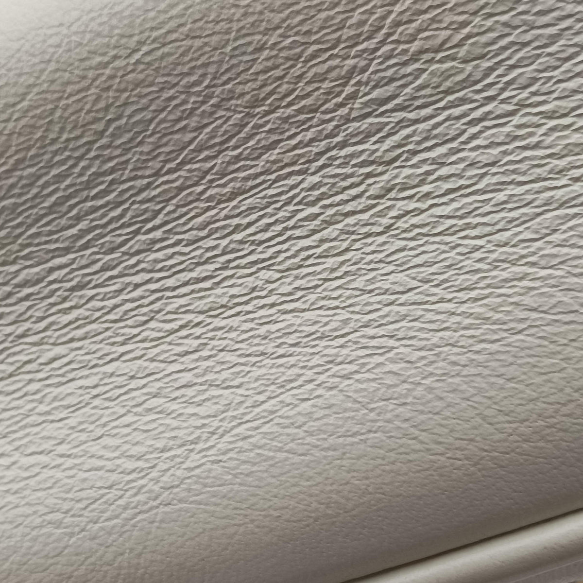 Secondhand Gucci GG Marmont White Leather 550154 shoulderbag | stylenewstar