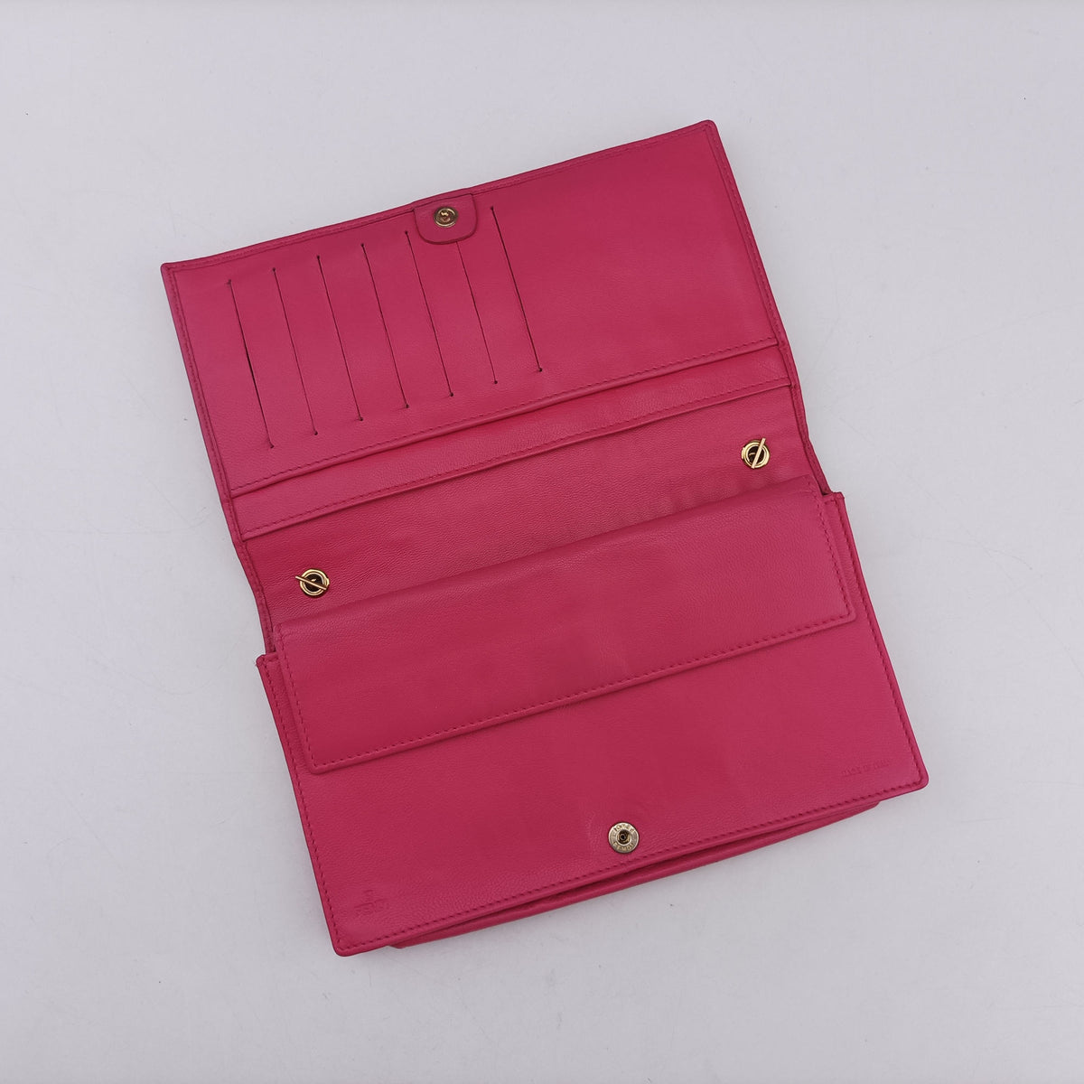 Pre-owned Fendi Embossed Logo Pink lambskin 8M0219 shoulderbag | stylenewstar
