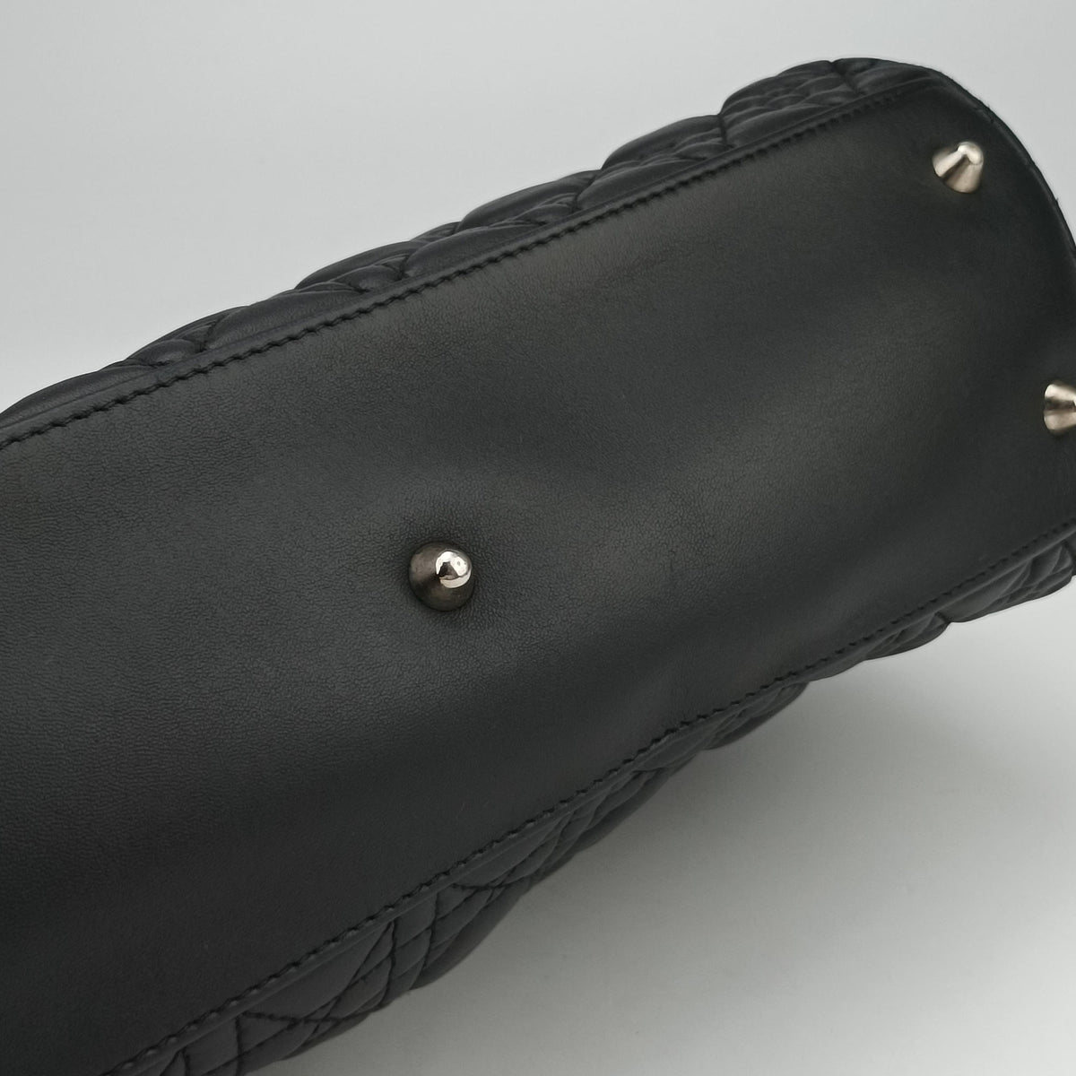 Pre-owned Christian Dior Cannage Dior Soft Shopping Black lambskin  shoulderbag | stylenewstar