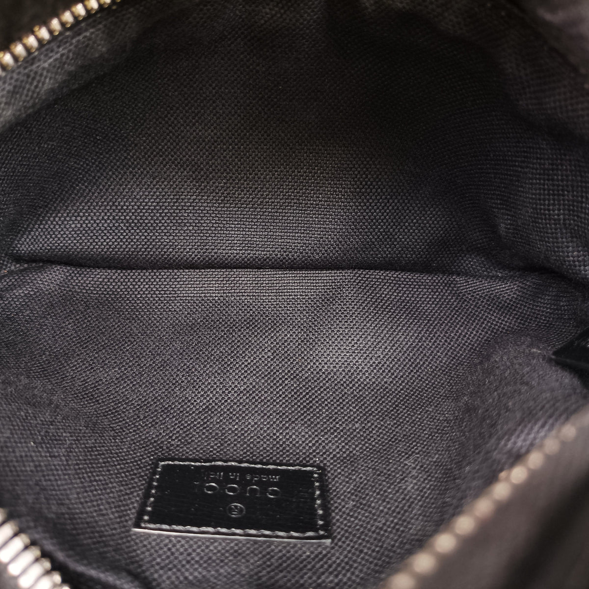 Vintage Gucci GG Supreme Retro Black PVC coated canvas 682933 bum bag/waist bag | stylenewstar