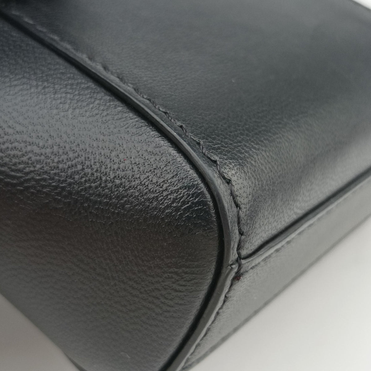 Pre-owned Givenchy Antigona Black Leather  shoulderbag | stylenewstar