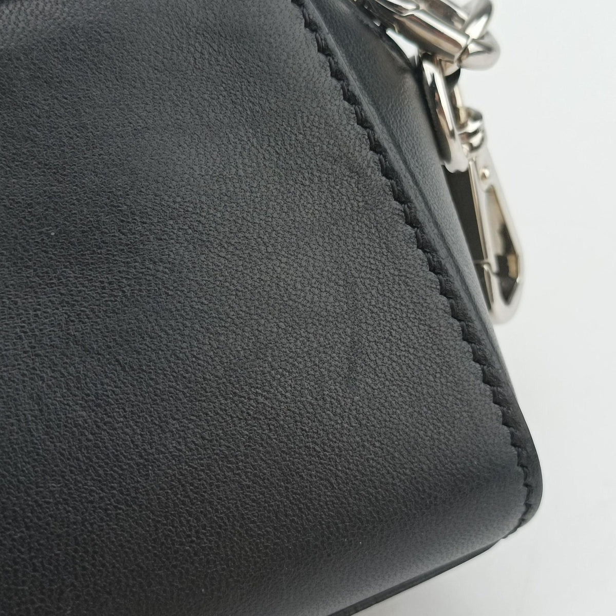 Pre-owned Givenchy Antigona Black Leather  shoulderbag | stylenewstar