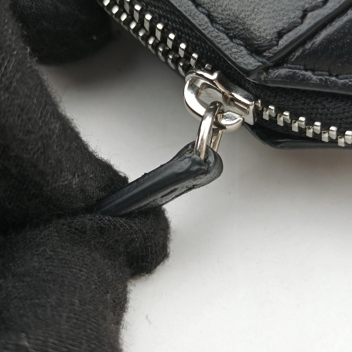 Secondhand Givenchy Antigona Black Leather  shoulderbag | stylenewstar