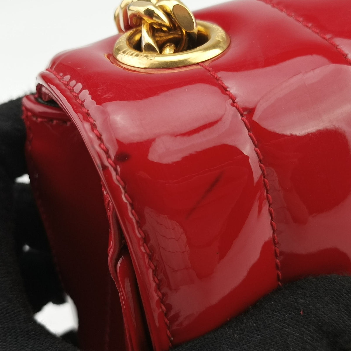Pre-owned Yves Saint Laurent VICKY Red Patent Leather 538439 shoulderbag | stylenewstar