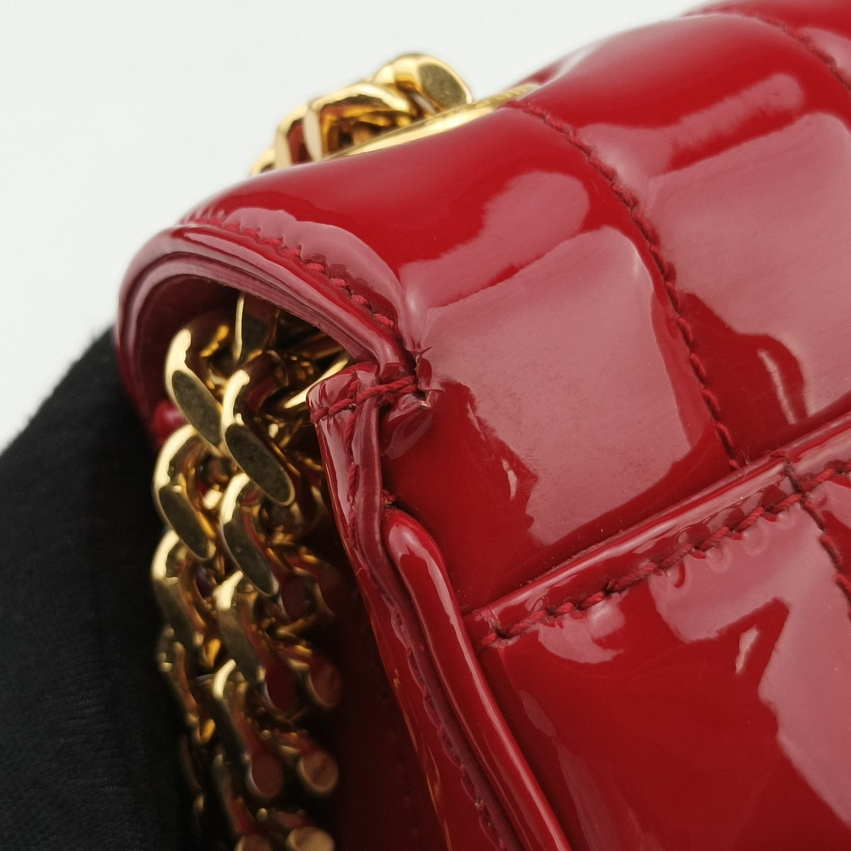 Pre-owned Yves Saint Laurent VICKY Red Patent Leather 538439 shoulderbag | stylenewstar