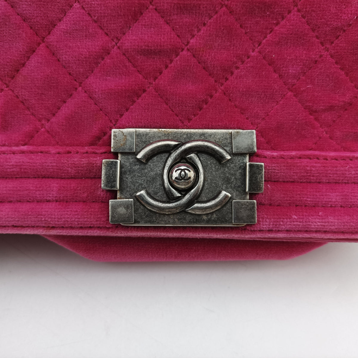 Pre-owned Chanel BOY CHANEL Rose velour A67416 shoulderbag | stylenewstar