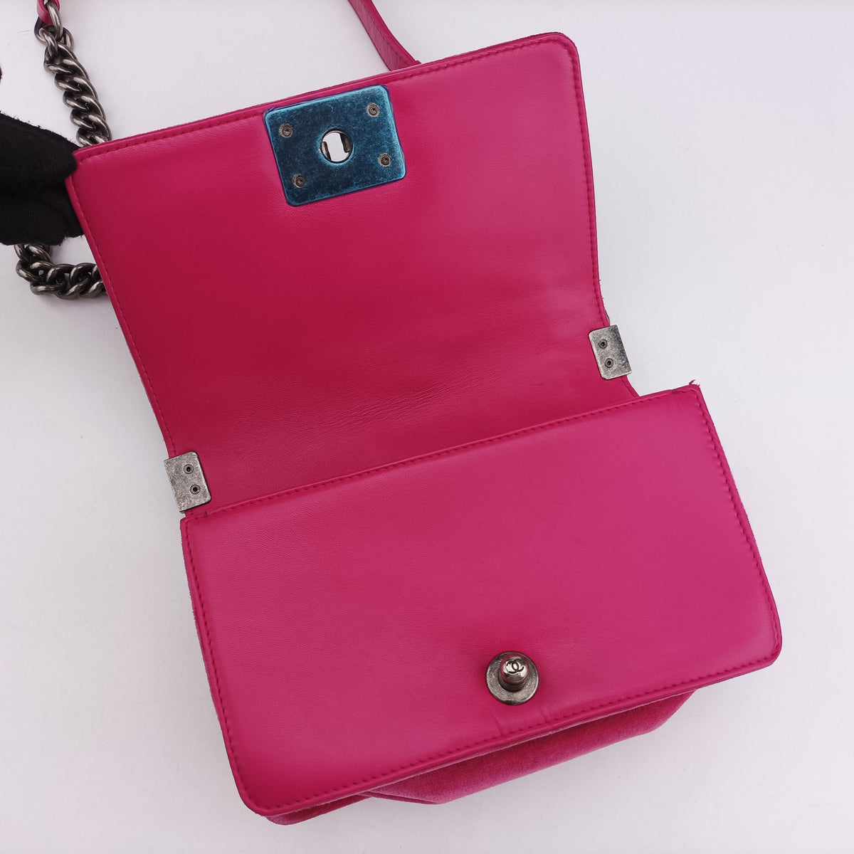 Pre-owned Chanel BOY CHANEL Rose velour A67416 shoulderbag | stylenewstar