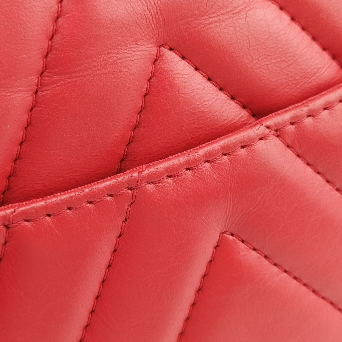 Pre-owned Chanel Chevron Jersey Trim Leo Lion Red Leather A49312 shoulderbag | stylenewstar