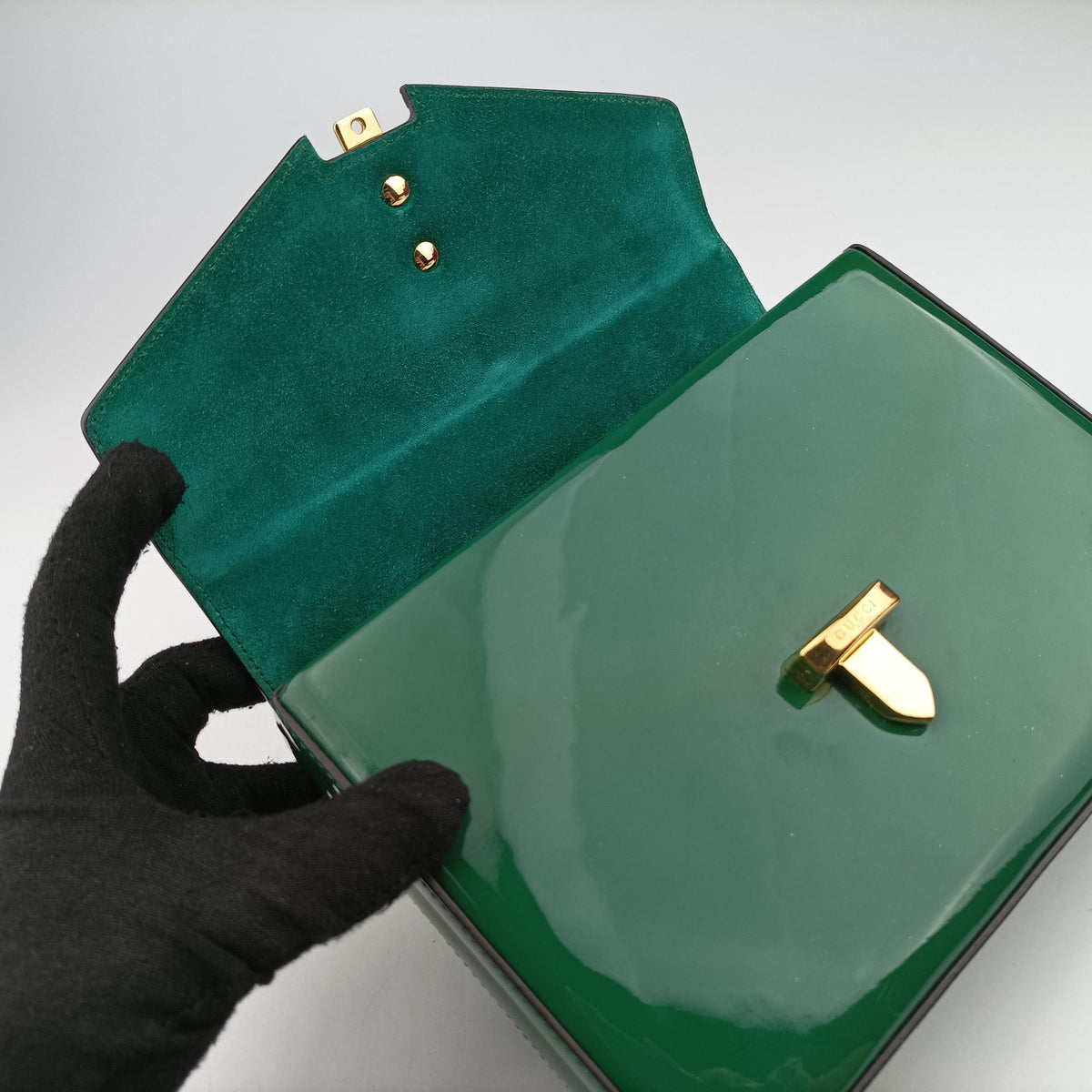 Vintage Gucci Sylvie Green Patent Leather 589479 handbag | stylenewstar