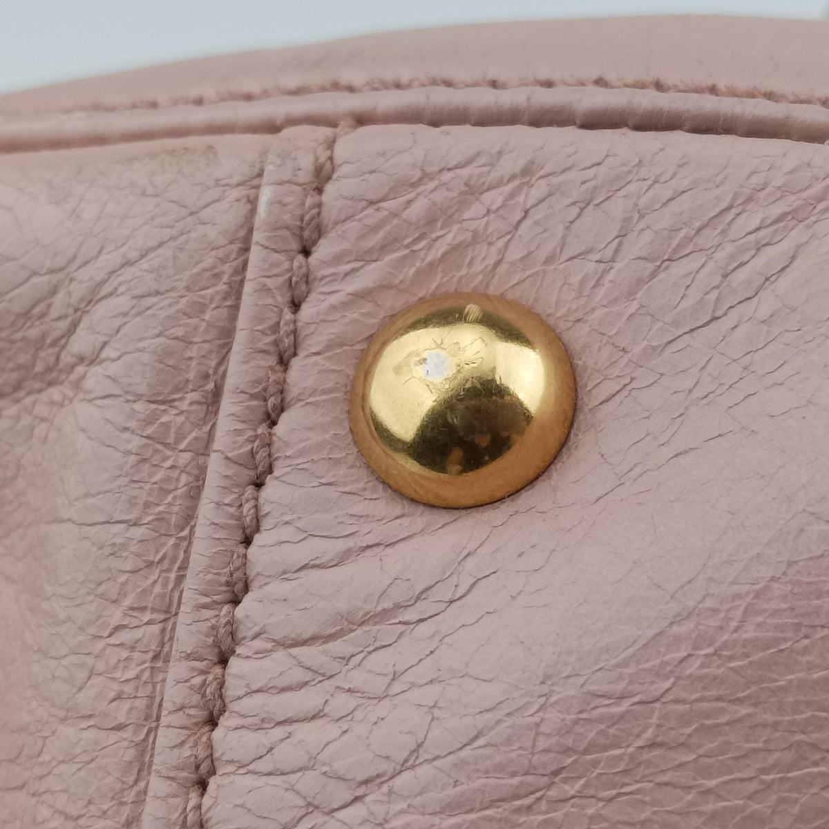 Pre-owned Miu Miu VITELLO LUX Pink Leather  shoulderbag | stylenewstar
